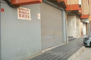 Commercial premise in Benicalap, Valencia. 